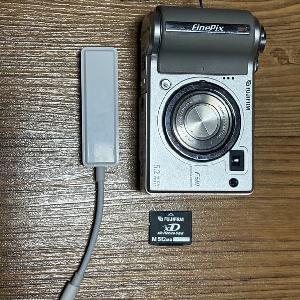 후지필름 파인픽스 E510(고장) + XD 카드 + 리더기