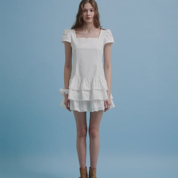 Tiered mini dress 화이트 프릴 원피스