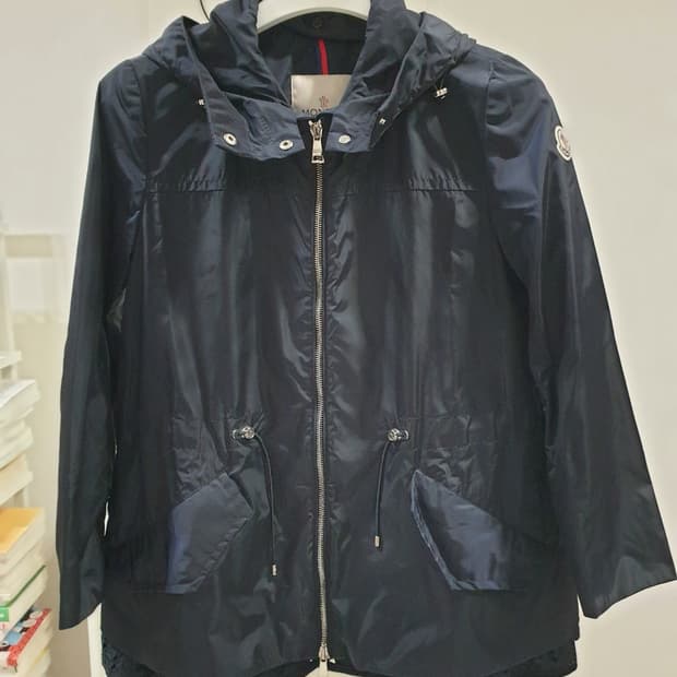 몽클레어 여성 바람막이 