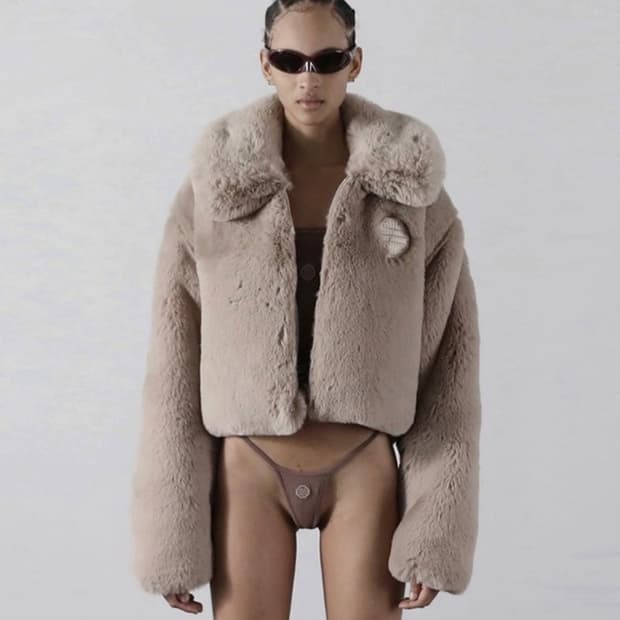 배드블러드 퍼 자켓 