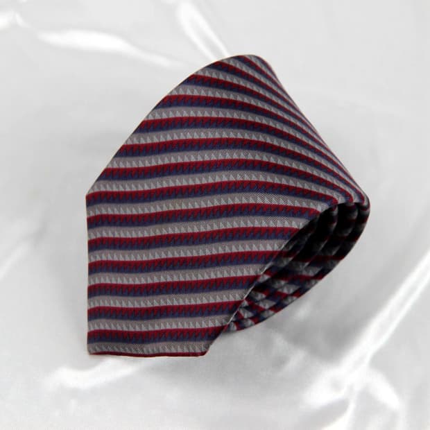 입생로랑 7.9cm A등급 남자 명품 넥타이