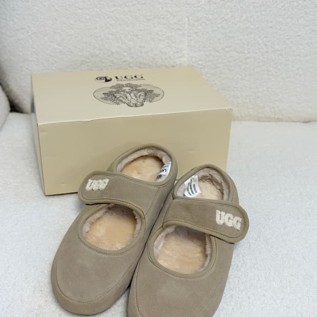 UGG 어그 메리제인 새상품