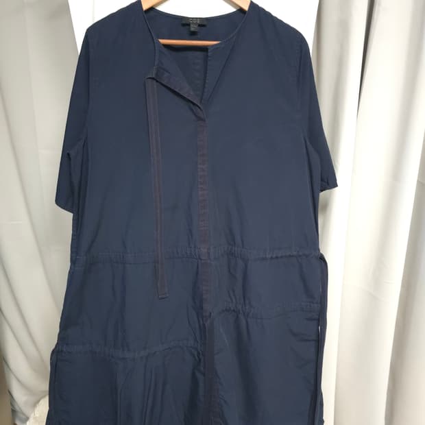 코스 네이비  언발란스 원피스 Eur 40 ✨️정품✨️