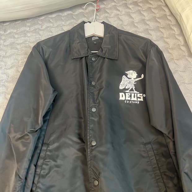 Deus 코치자켓