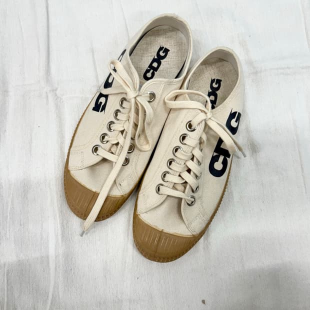 노베스타 X CDG 콜차보 스니커즈