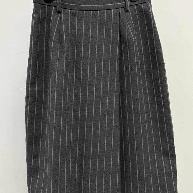 빈티지 차콜 스트라이프 미디 스커트