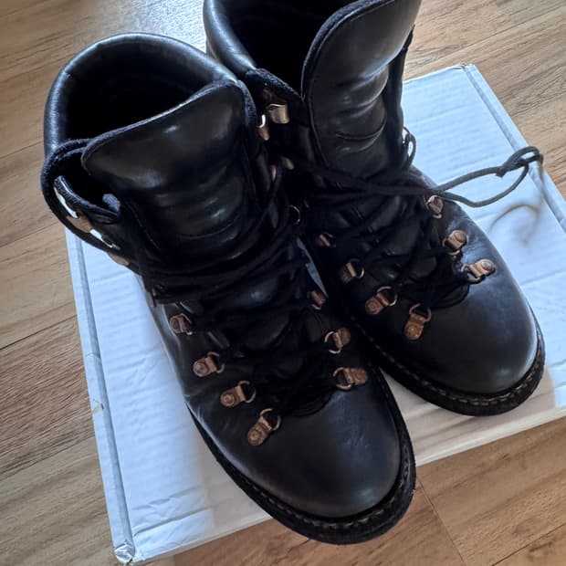 구이디 하이킹부츠 42사이즈 홀스풀그레인