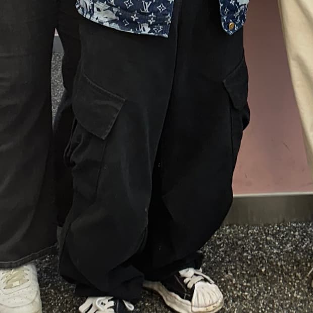 와이드 카고 파라슈트 팬츠 블랙