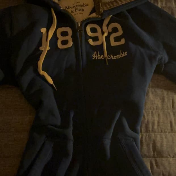 아베크롬비 후드집업 S 사이즈