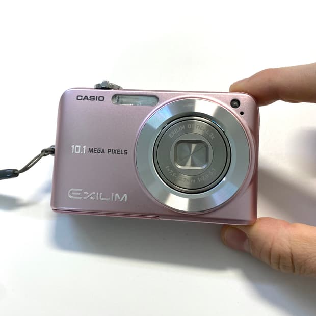 카시오 엑슬림 EX-Z1080 디지털 카메라