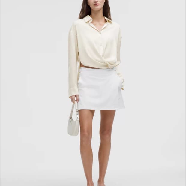 룰루레몬 트위스트 프런트 컨버터블 버튼업