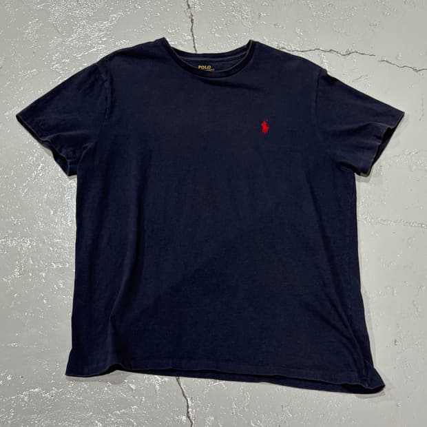 폴로 랄프로렌(Polo Ralph Lauren) 네이비 반팔 티셔츠