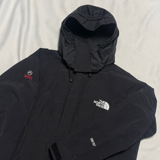 105 노스페이스 서밋 시리즈 고어텍스 XCR 자켓