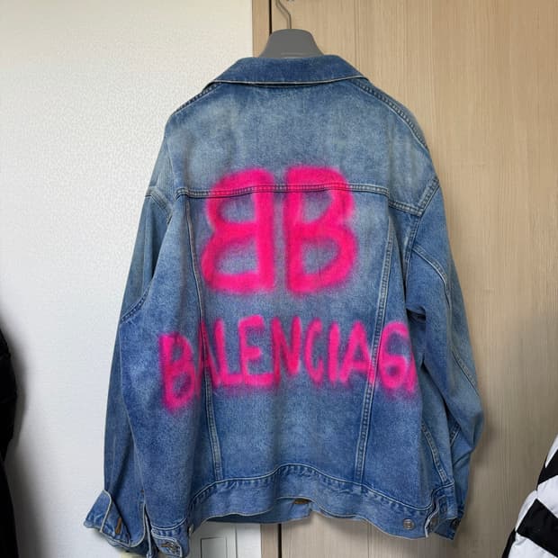 [S] 발렌시아가 BB 스프레이 데님 오버핏 자켓