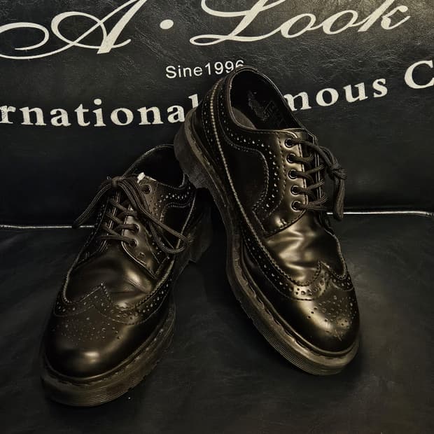 닥터마틴 3989 브로그 윙팁 슈즈(UK6/245~50MM)/ 10039