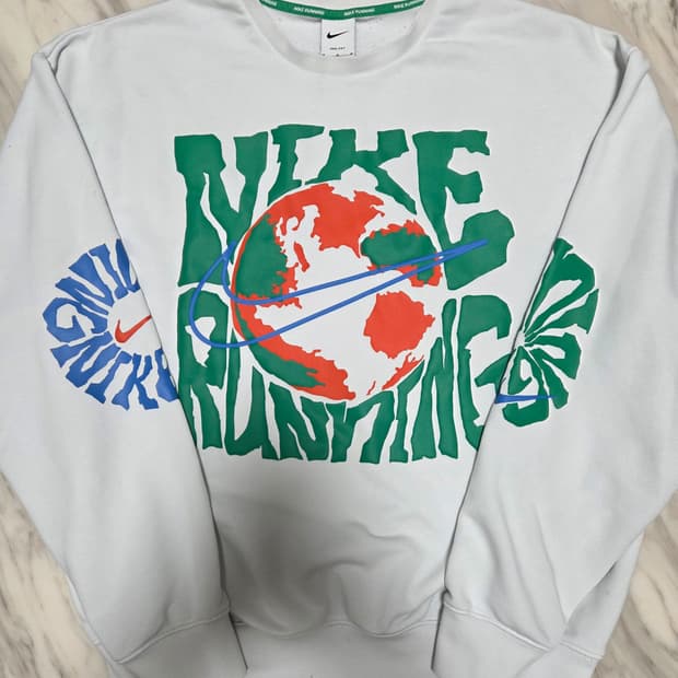 나이키 러닝 크루 맨투맨