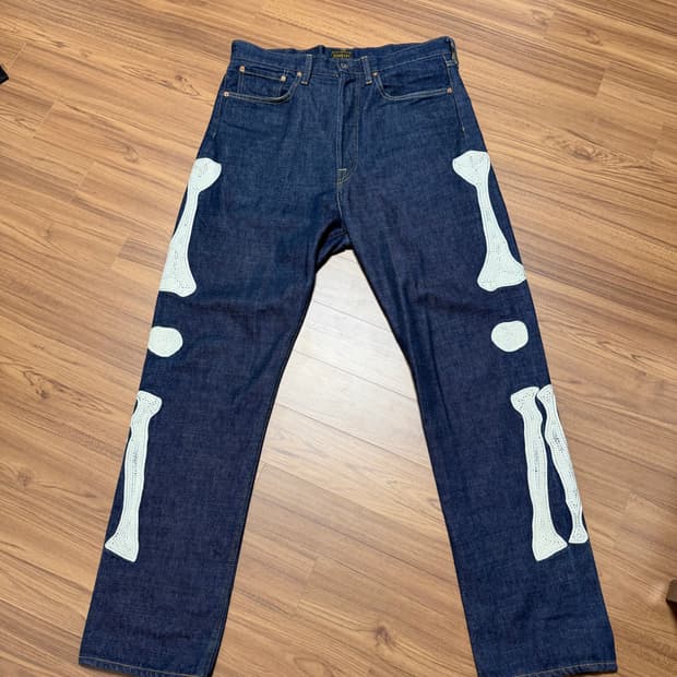 캐피탈 본 데님