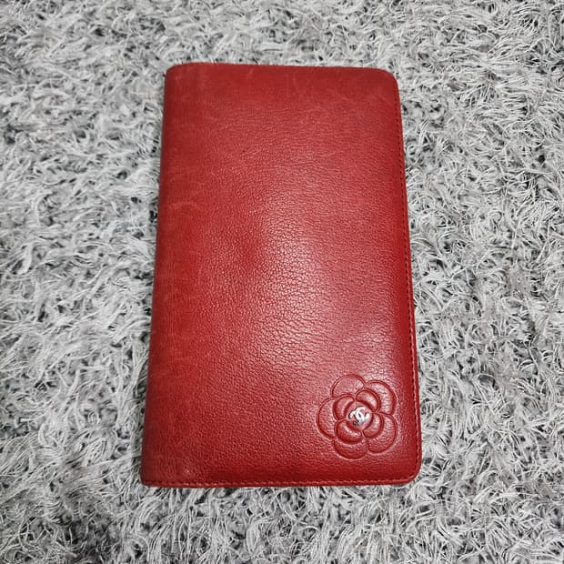 샤넬 까멜리아 장지갑