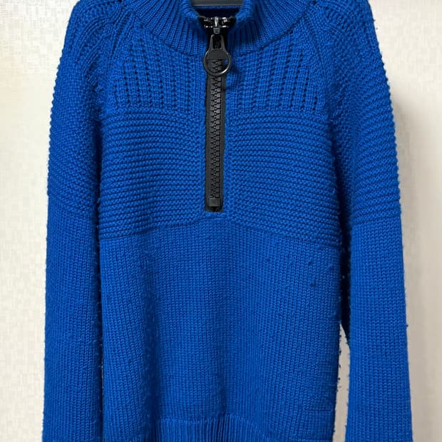 미하라야스히로 반집업 니트