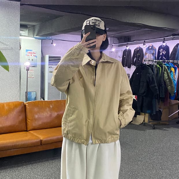디스이즈네버댓 빅로고 베이지 스윙톱 자켓 B3198
