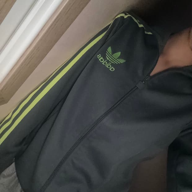 아디다스 희귀 져지