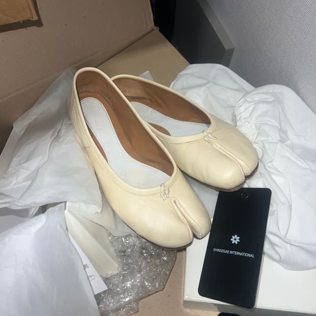 메종 마르지엘라 타비 플랫 아이보리 37.5