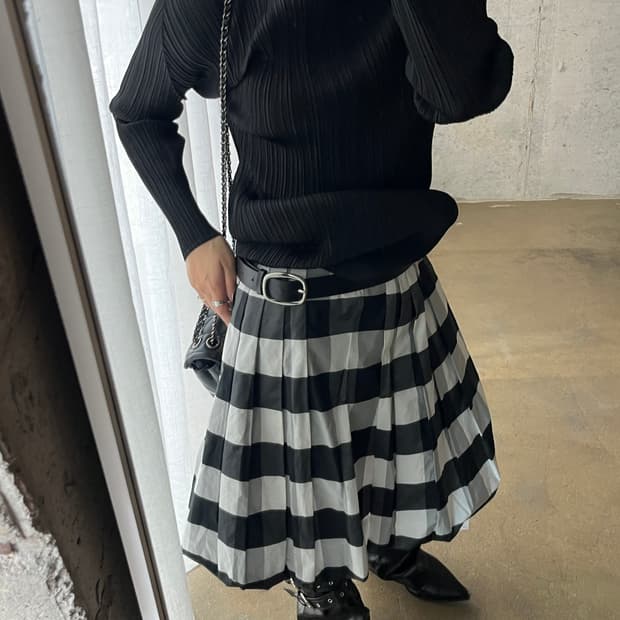 Rene 르네 벌룬 스커트 화이트&블랙