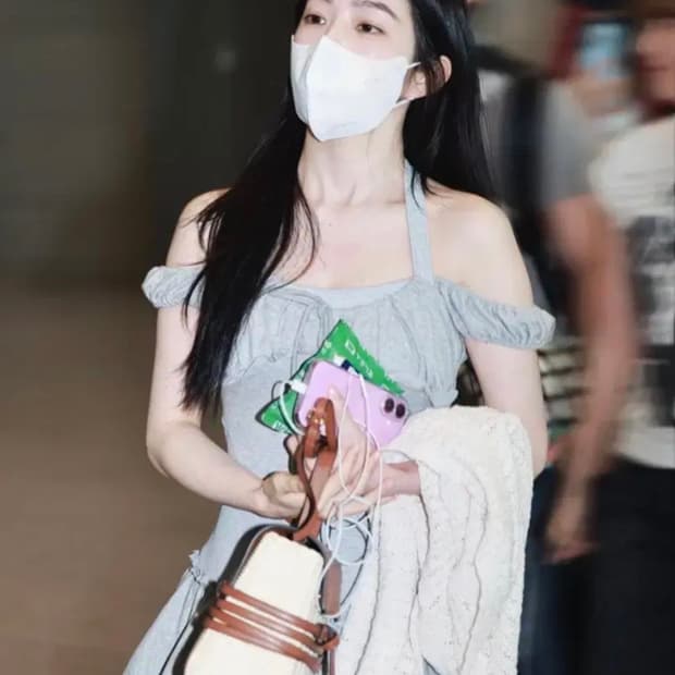 쓰리타임즈 Ann 홀터 원피스