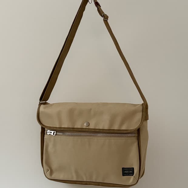 Creel Shoulder Bag (Beige)
