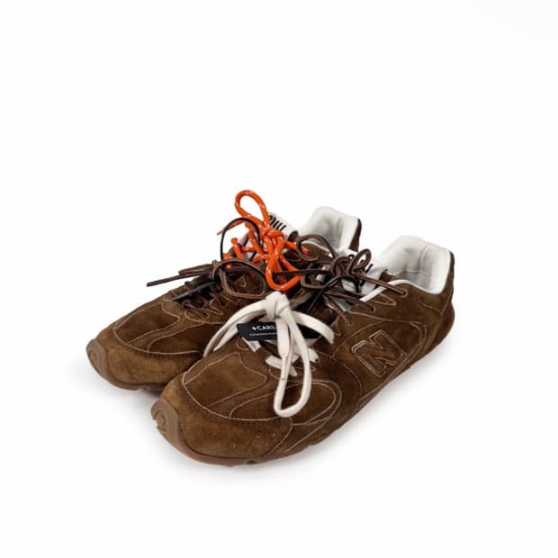 [41] 미우미우 x 뉴발란스 530 스웨이드 메쉬 스니커즈 시나몬