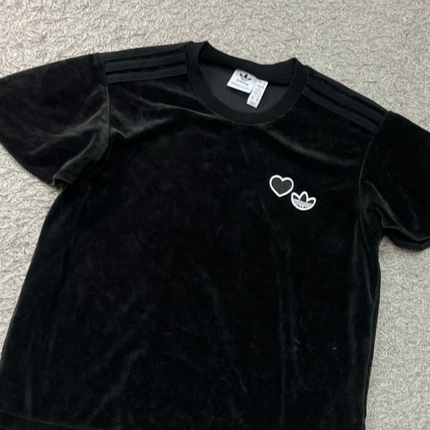 [우먼95] 아디다스 벨벳 반팔티