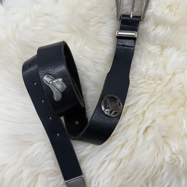 리얼레더 웨스턴 스터드 버클 벨트