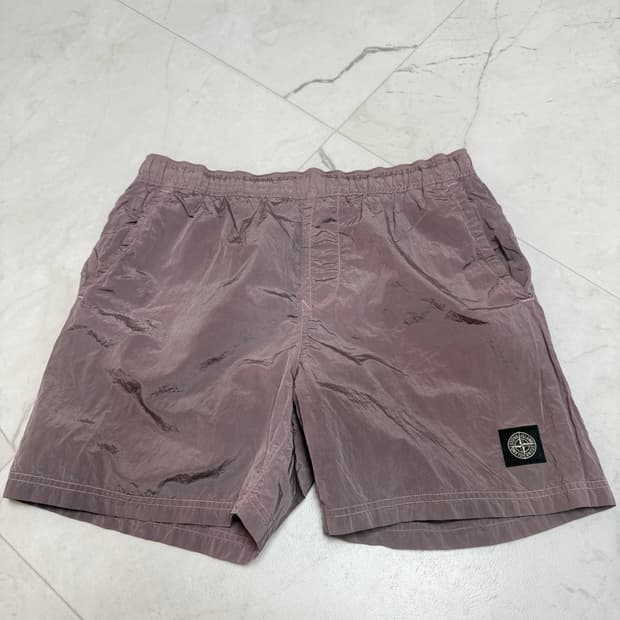 스톤아일랜드 나일론메탈 반바지 M