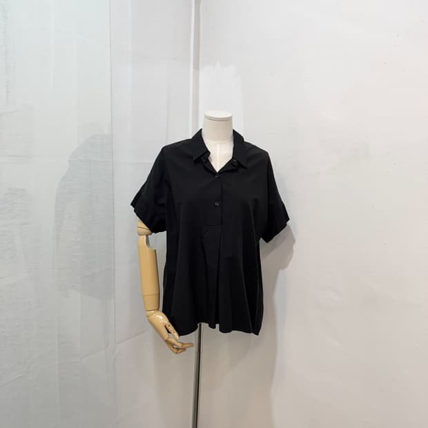 블랙 아노락 반팔셔츠 반팔블라우스 3562