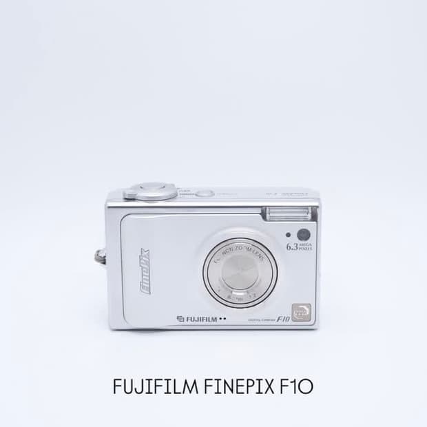 FUJIFILM FINEPIX F10