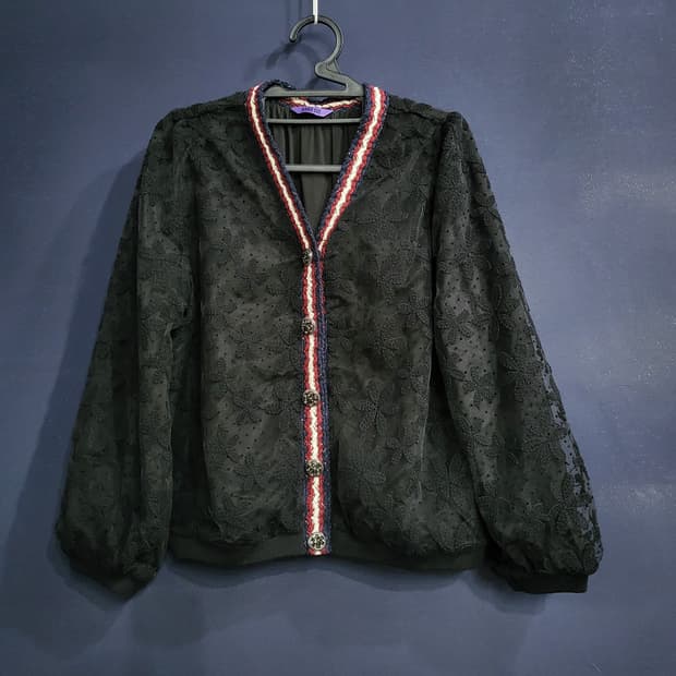 안나수이 메쉬 자수 가디건