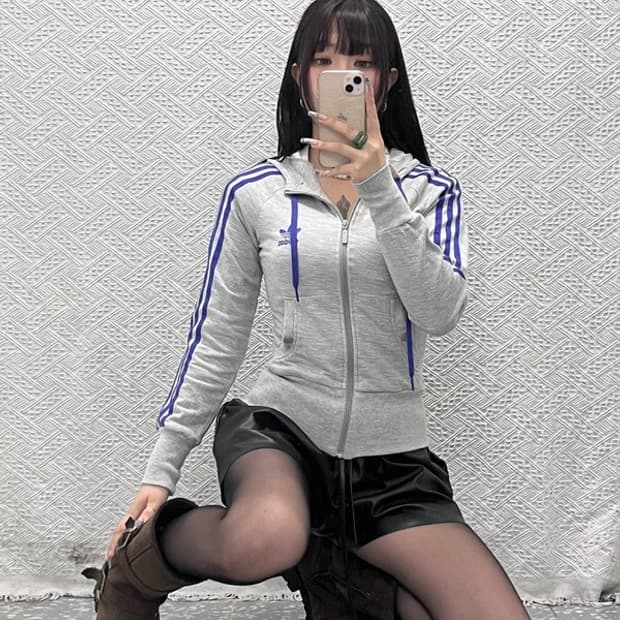 아디다스 Y2K 레트로 바이올렛 삼선 딱붙핏 후드집업 85 C12762
