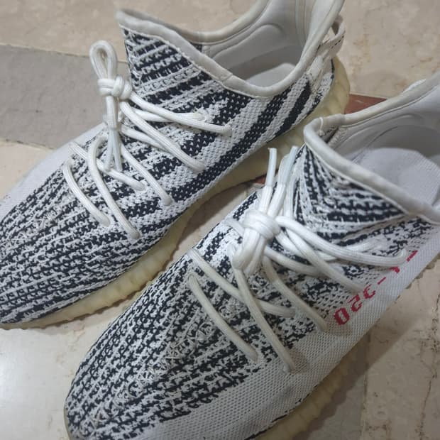 아디다스 이지부스트 350 V2 지브라 us12(300)