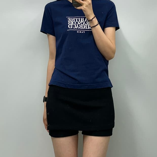 마리떼 프랑소와 저버 네이비 반팔 티셔츠