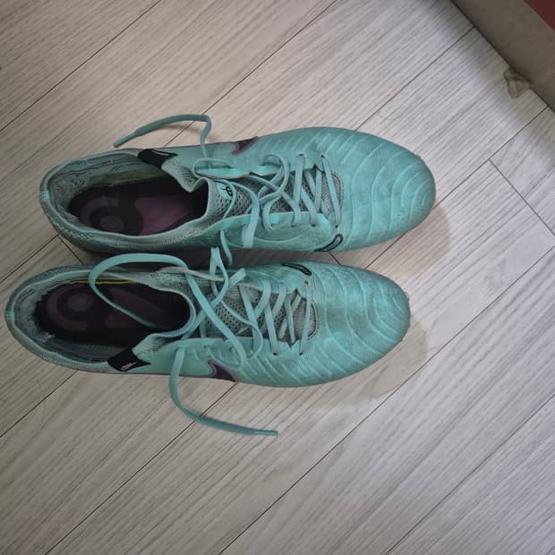 나이키 acc 축구화 285