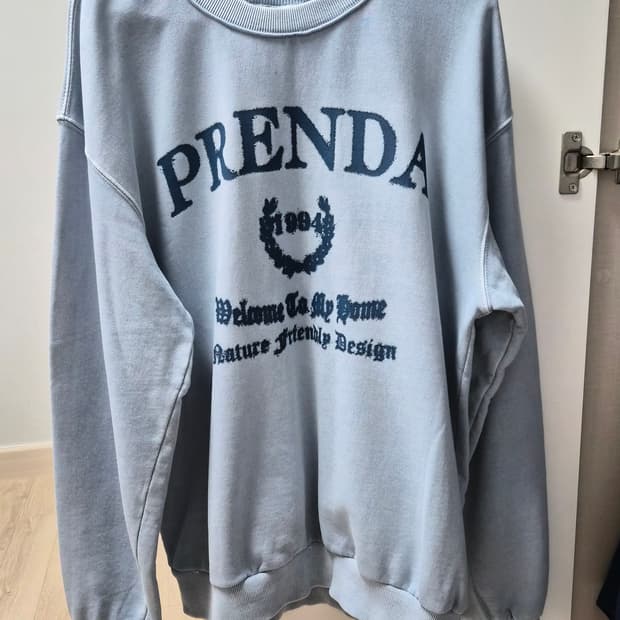 키미님 픽) PRENDA 프렌다 맨투맨 하늘색