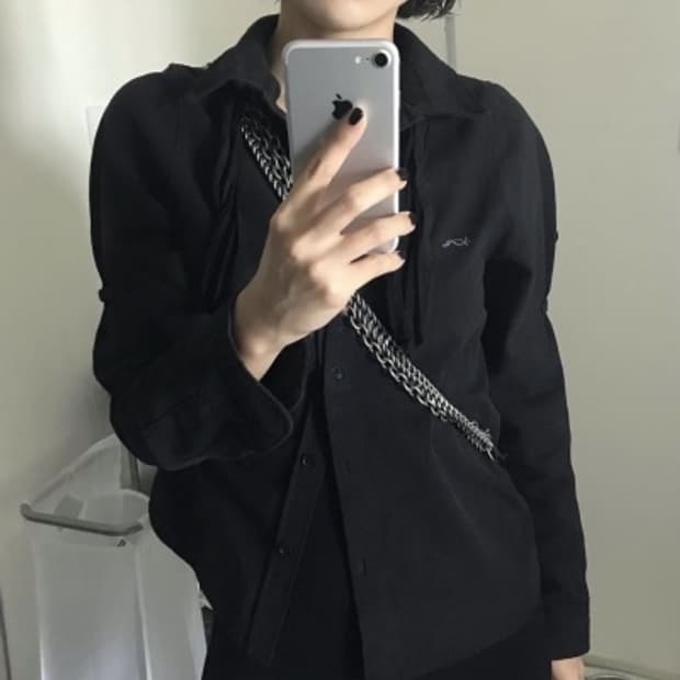 애옹쓰 가든 테이핑 셔츠