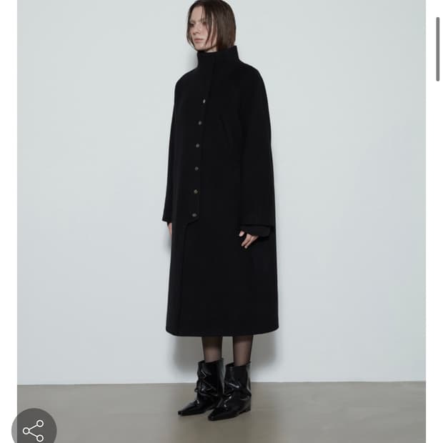 [쓰리투에이티]하이넥 울코트 블랙 S사이즈