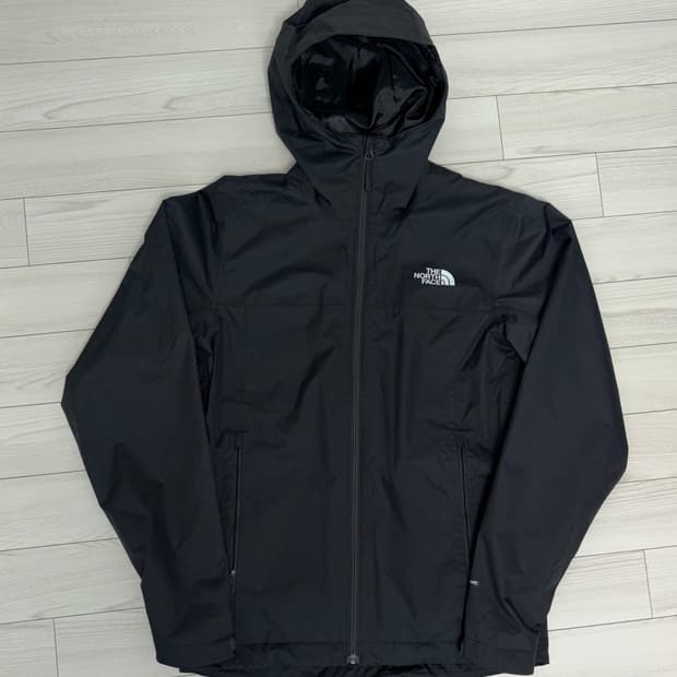 노스페이스 퀘스트 바람막이 XS