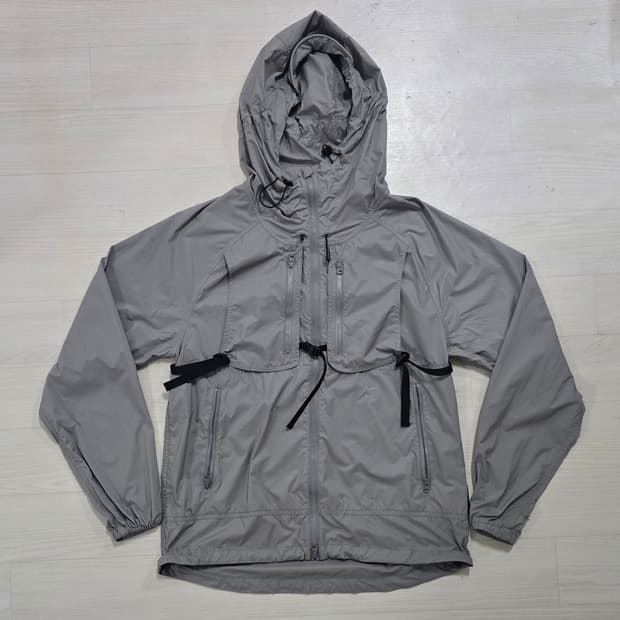 케일 버클 윈드자켓