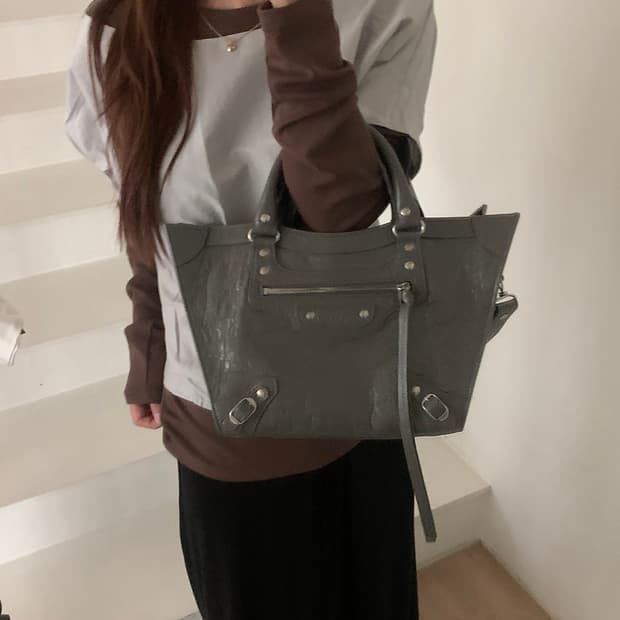 발렌시아가 네오 클래식 토트백