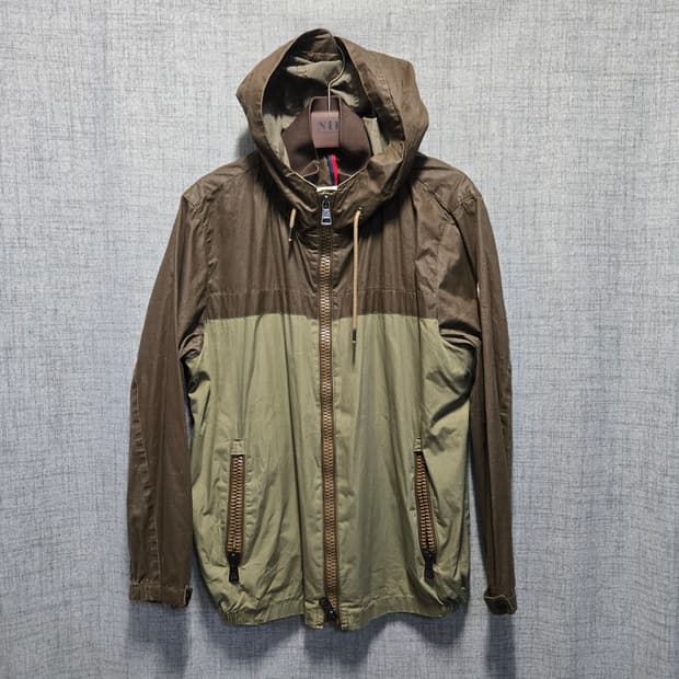 몽클레어 몽클레르 투웨이  나일론 바람막이 97
