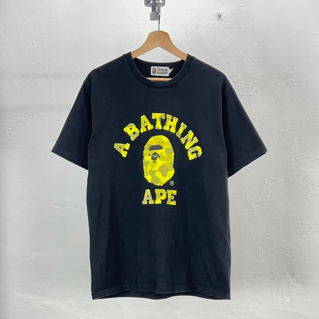 베이프 레디에이션 카모 플라주 빅 사루 티셔츠