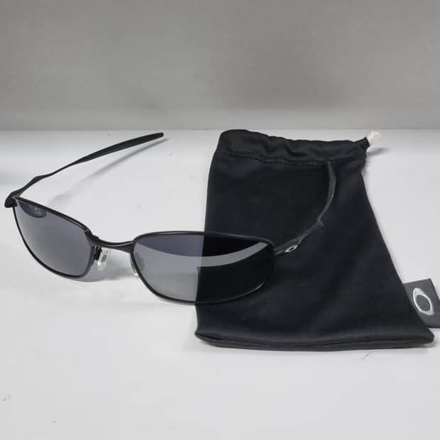 오클리 위스커 1.0 블랙 신품급