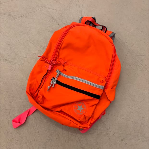 컨버스 오렌지 백팩